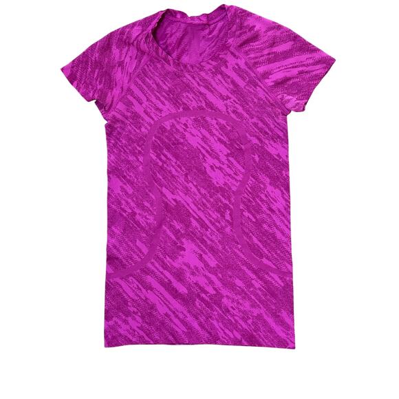 (4) $68 Lululemon Swiftly Tech Short Sleeve Shirt 2.0 Mesh Camo Pow Pink RARE - Picture 5 of 7